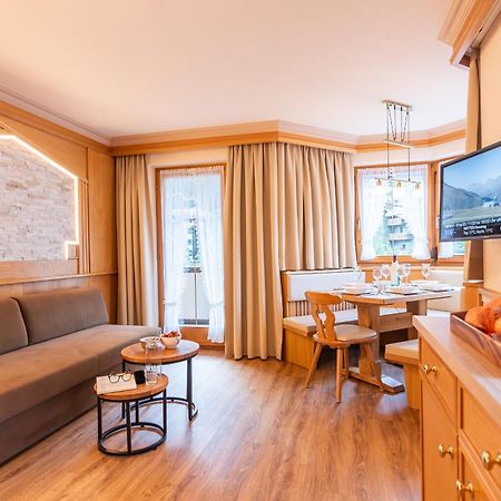 Hotel Garni Apart Tina Ισγκλ Εξωτερικό φωτογραφία