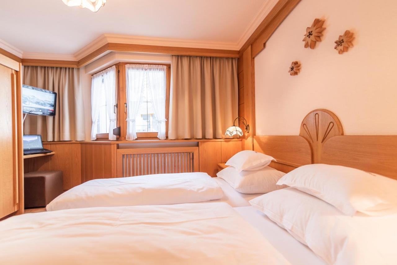 Hotel Garni Apart Tina Ισγκλ Εξωτερικό φωτογραφία