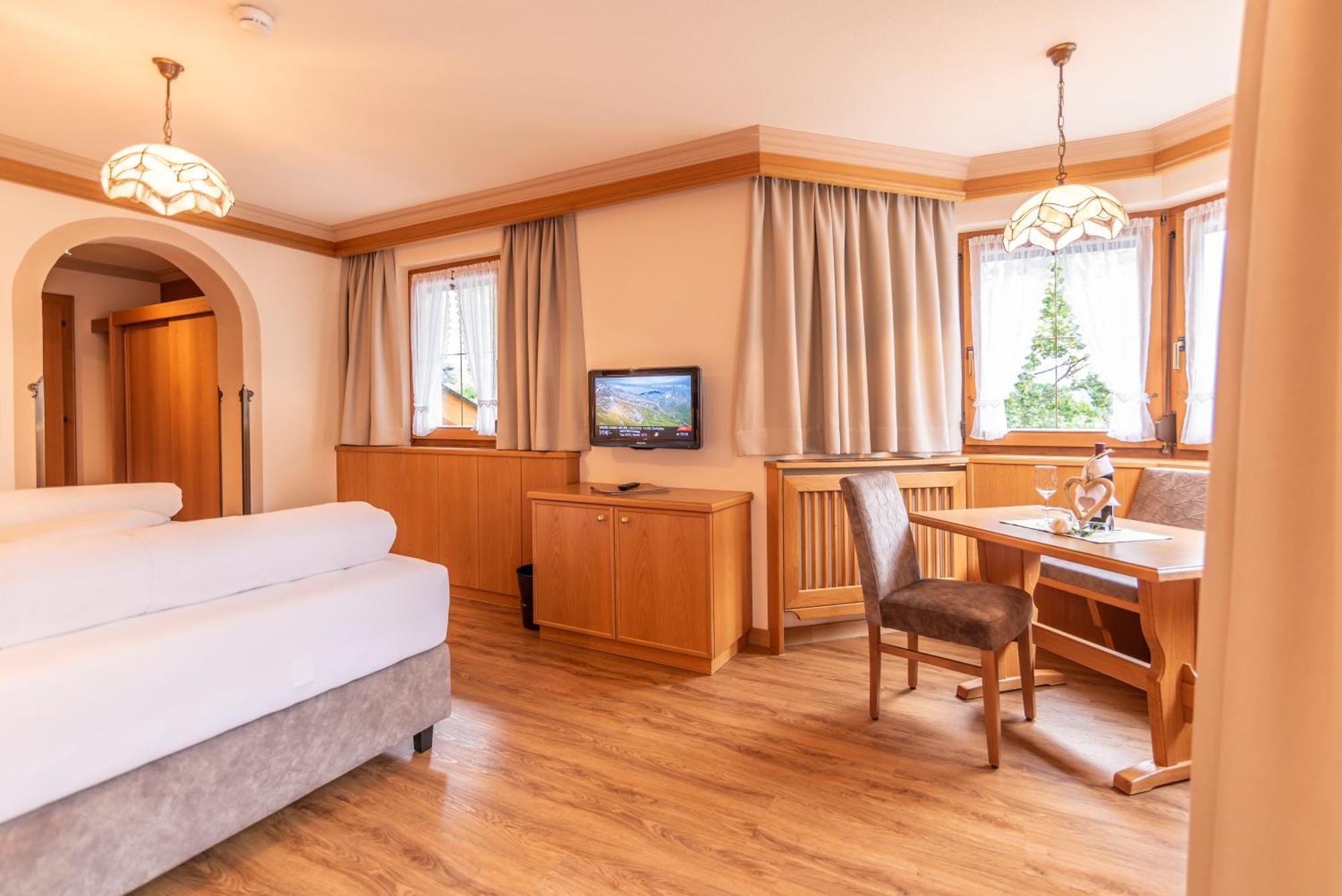 Hotel Garni Apart Tina Ισγκλ Εξωτερικό φωτογραφία