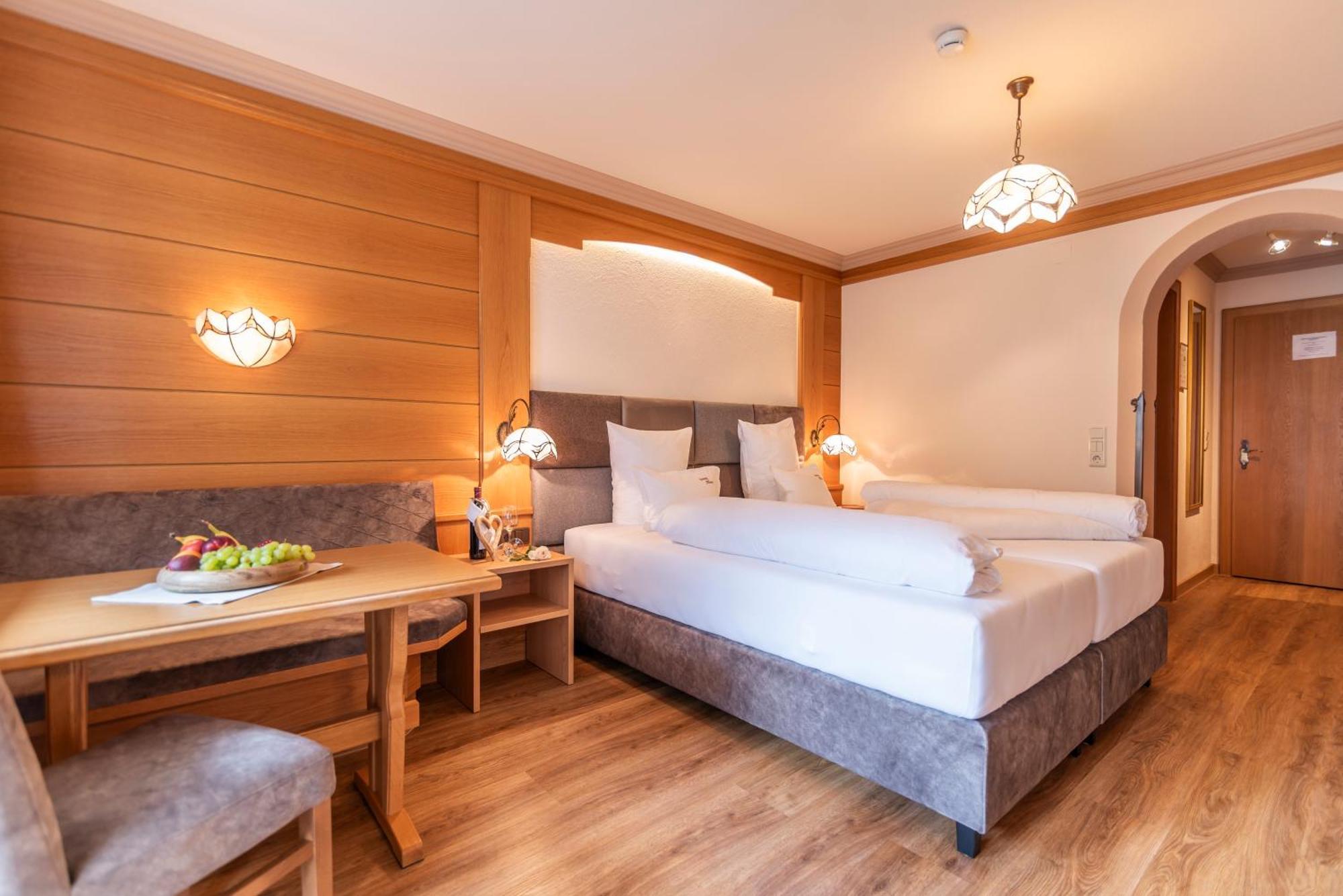 Hotel Garni Apart Tina Ισγκλ Εξωτερικό φωτογραφία